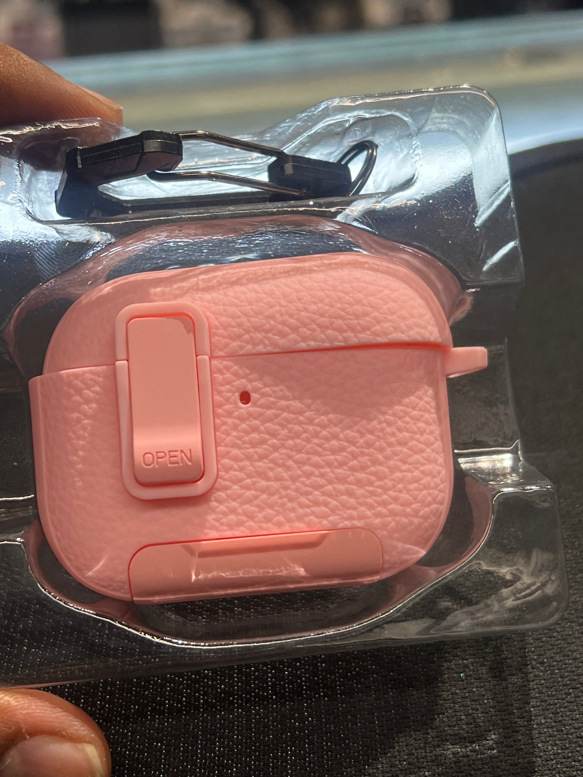 Airpods 3 pro silicone case with lock