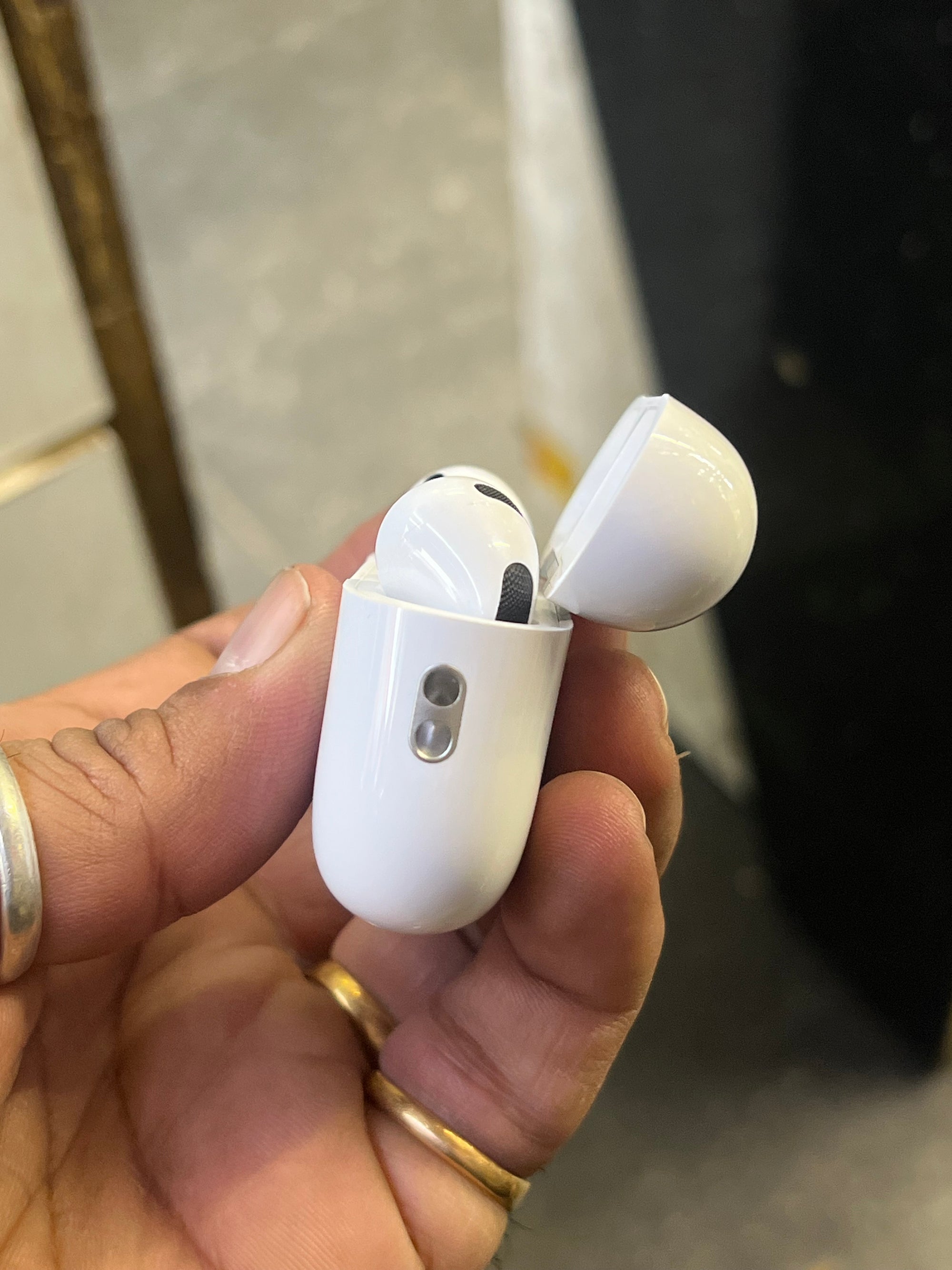 Gk pods 3 50% off pro 50% off new h2 chip