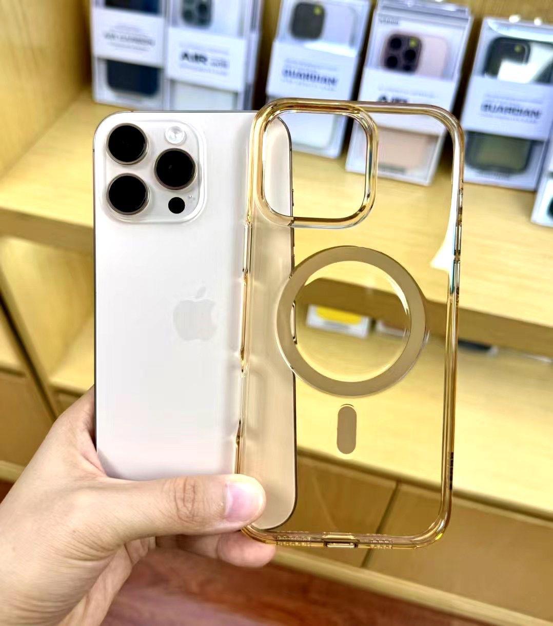 I phone 16 pro desert, titanium, smoke black . Transparent  and anti yellow shock Proof case