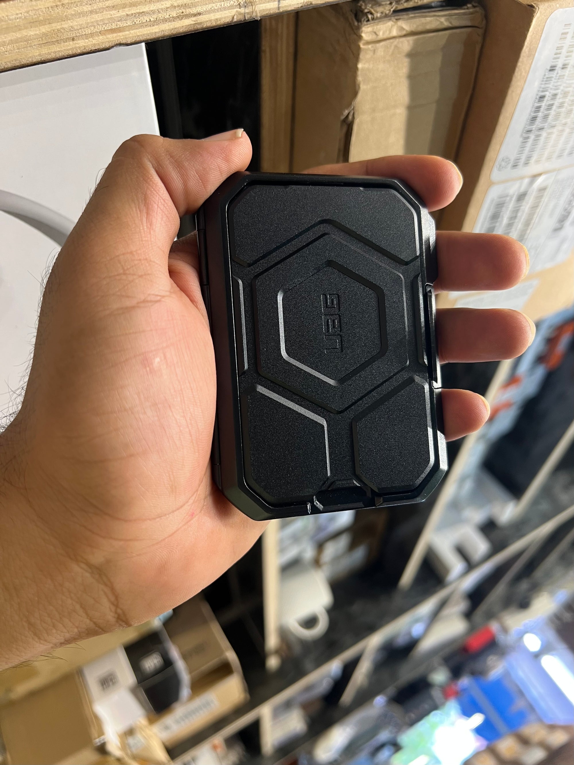 Uag magsafe wallet