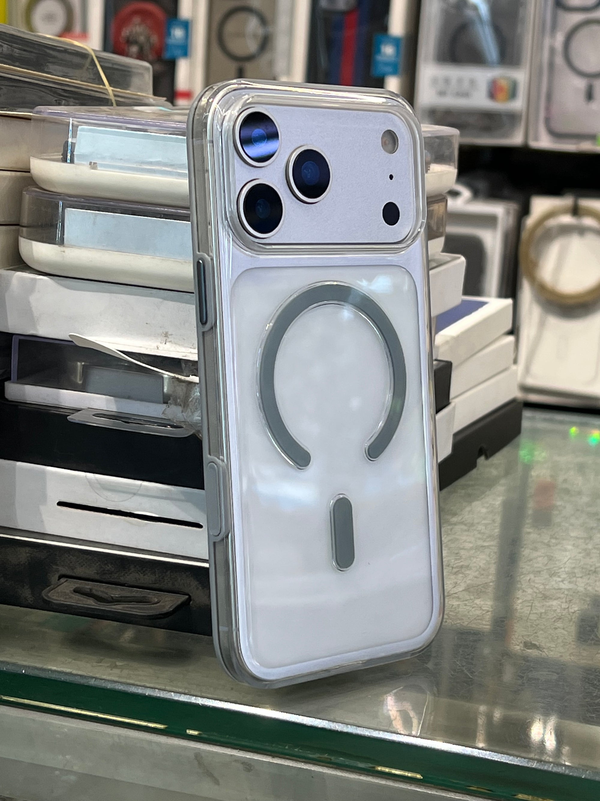 Magsafe shock proof case for i phone 17 pro