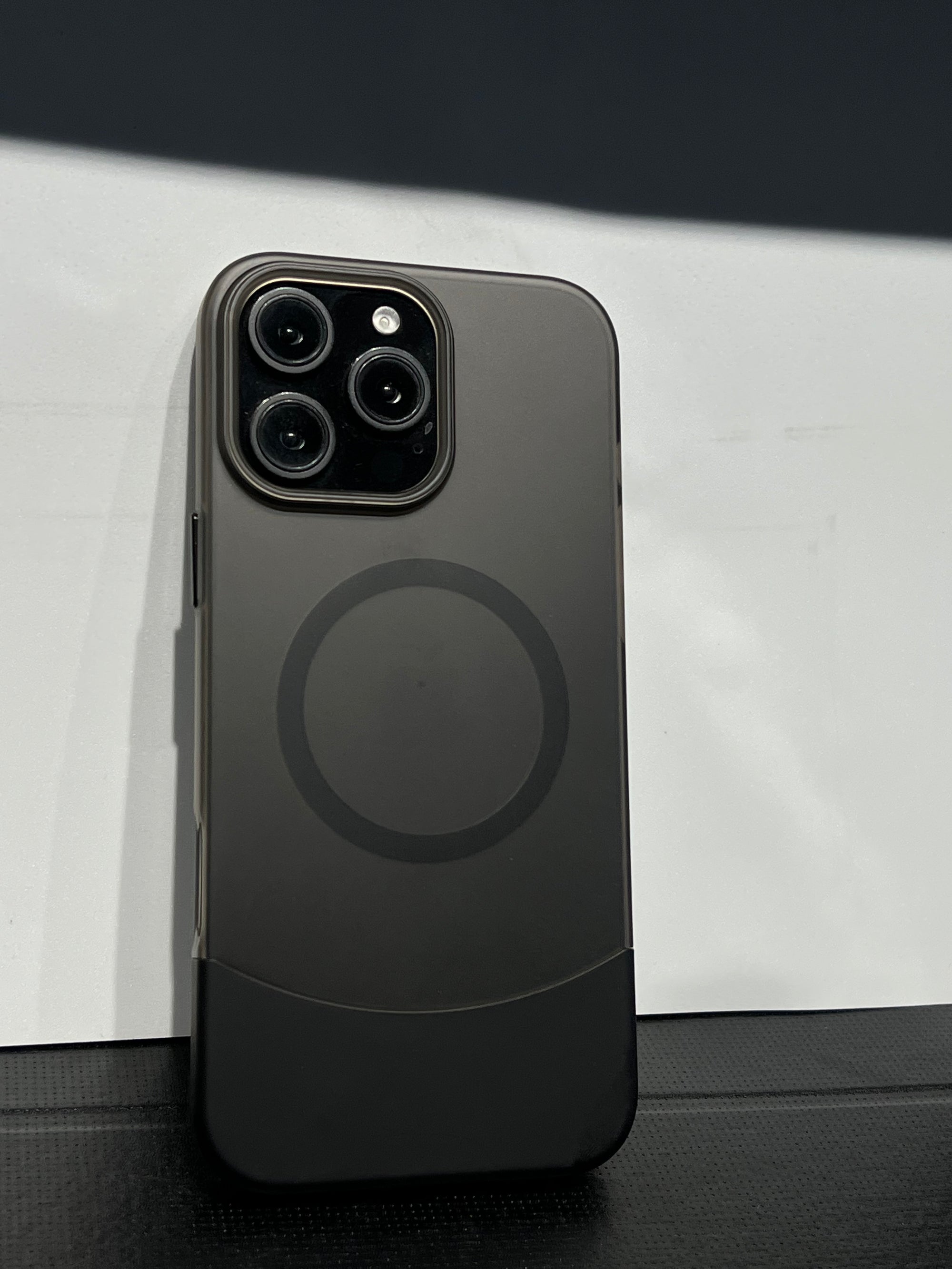2 in 1 case black colour 16 pro maxx