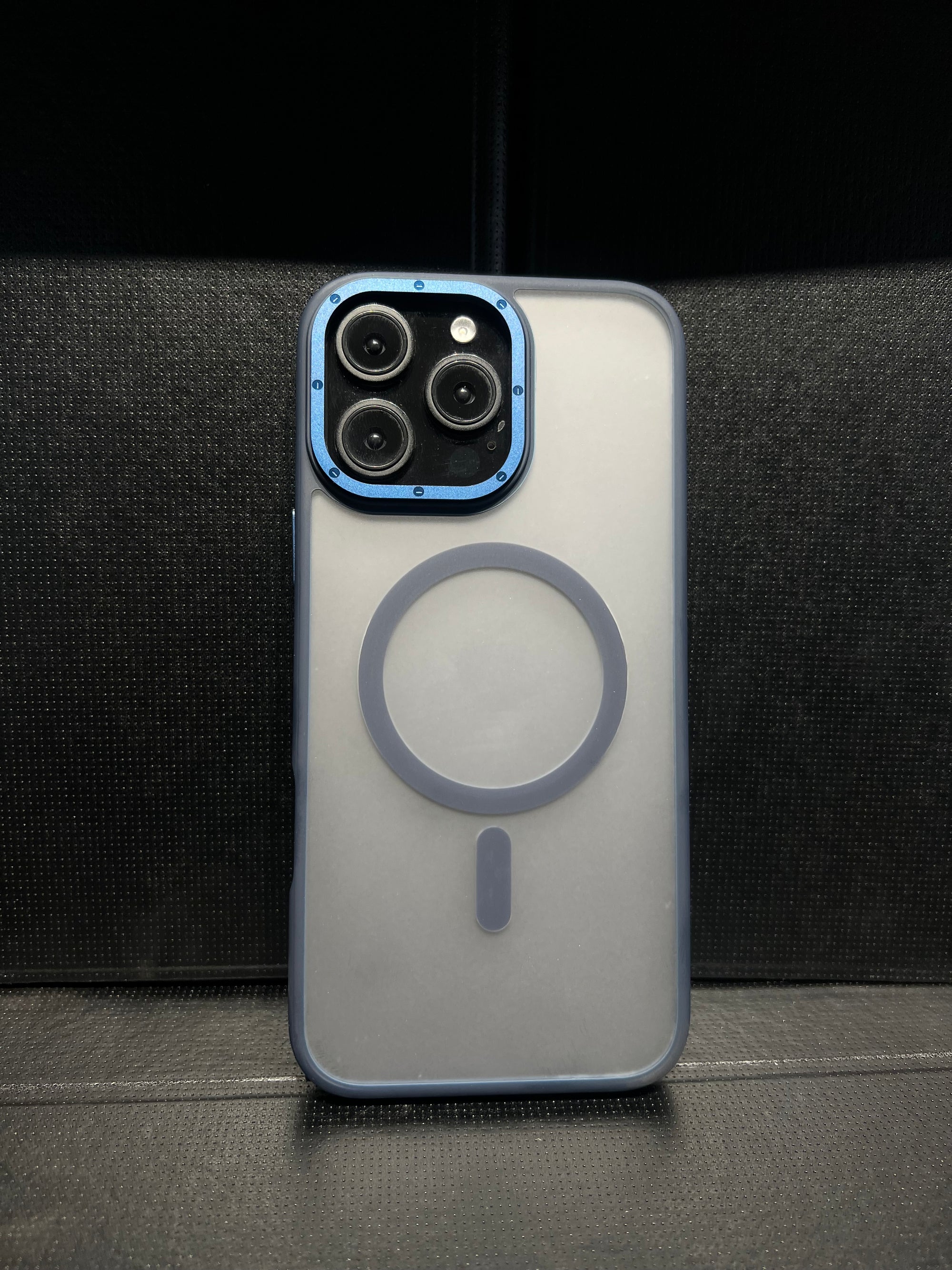 Doyers case with magsafe camera protection