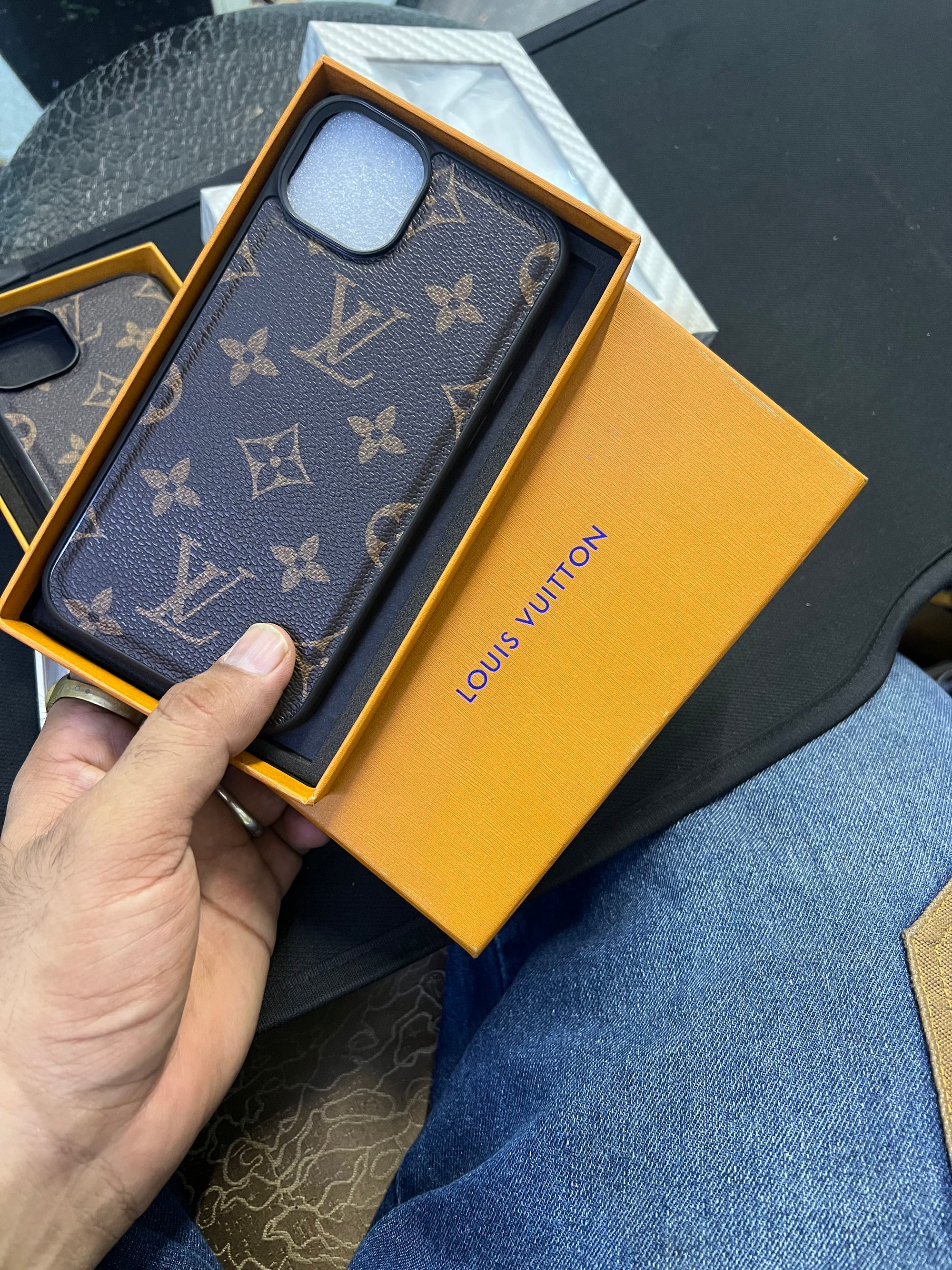 Brown leather case i phone 15 plus