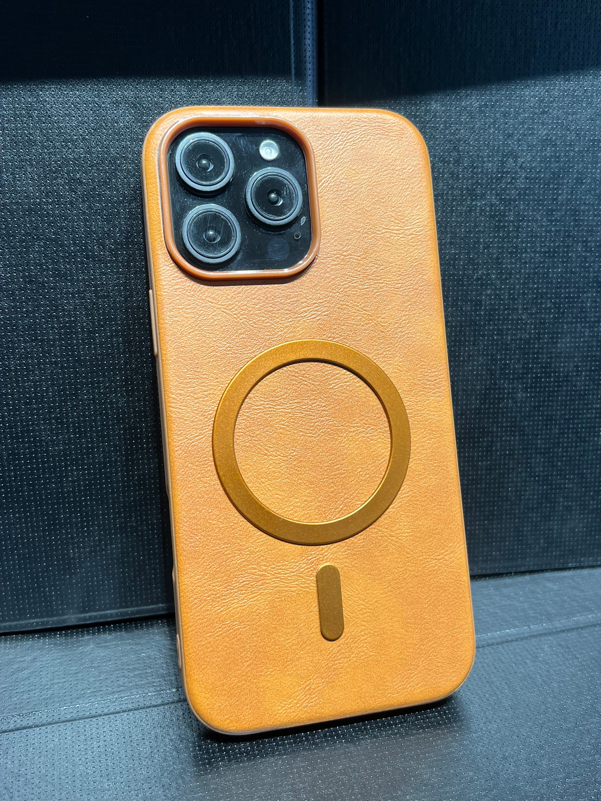 Leather magsafe case i phone 16 pro maxx