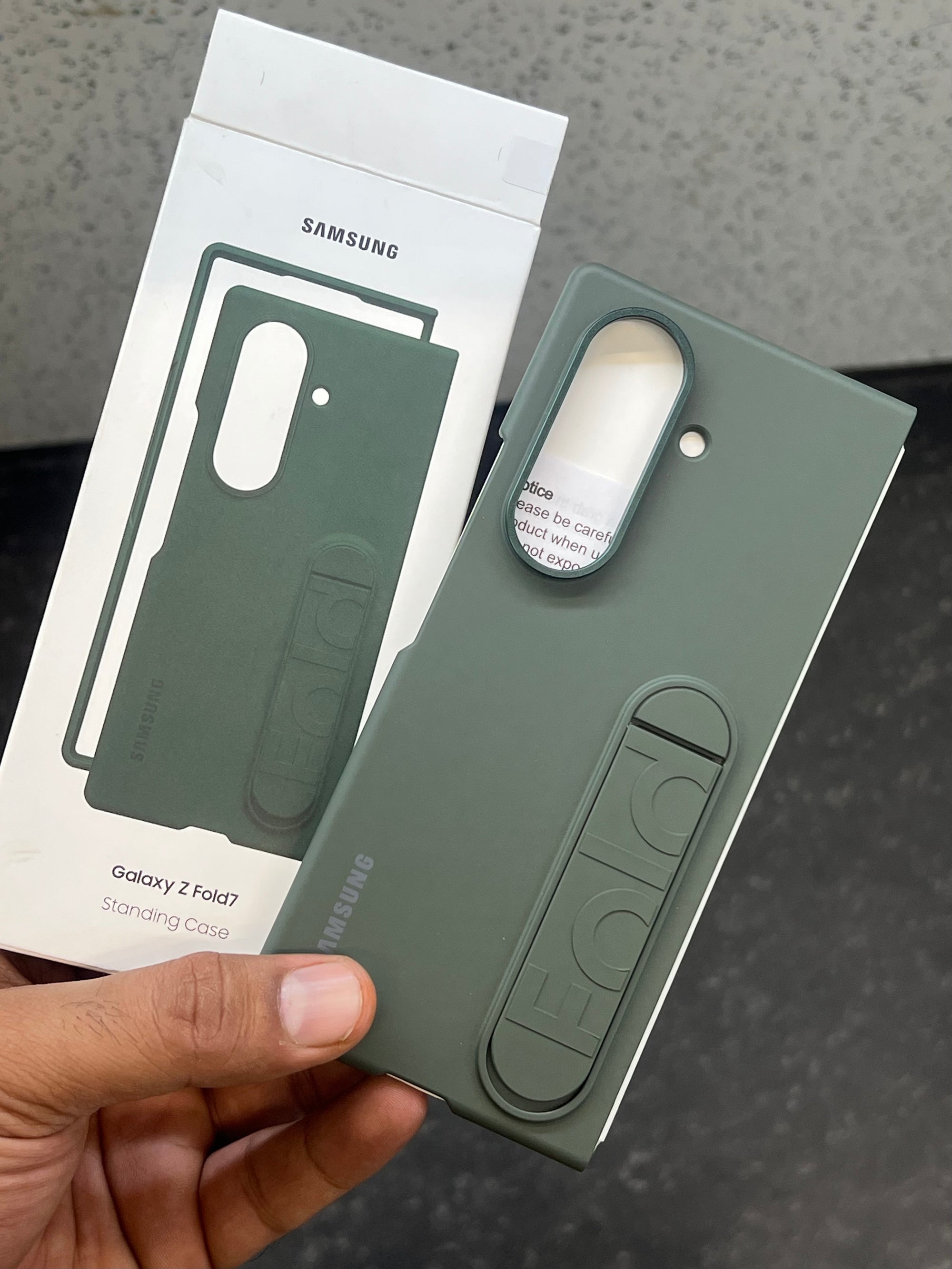 SAMSUNG GALAXY Z FOLD7 Official Stand Case.