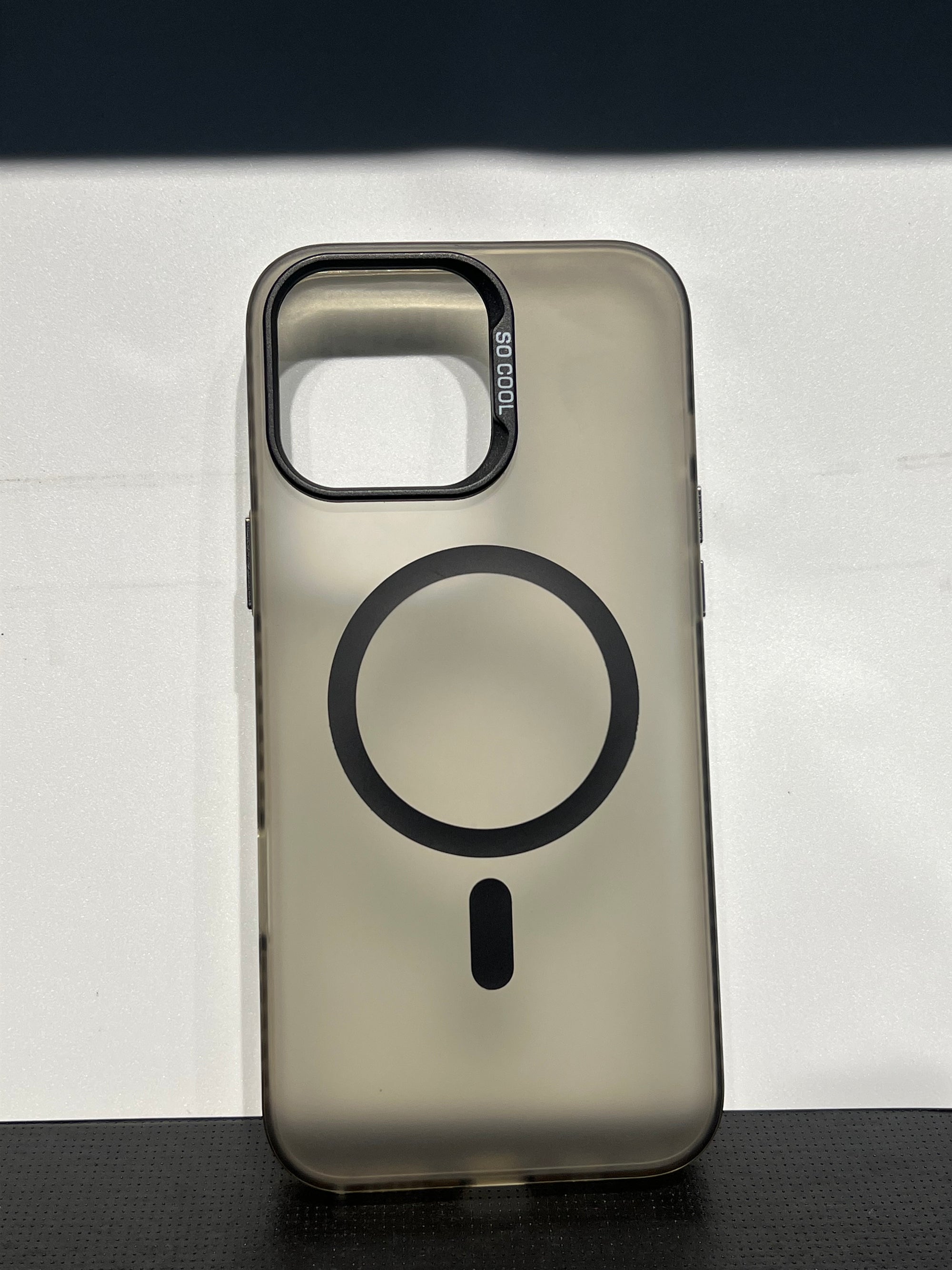 Magsafe black case i phone 16 pro maxx