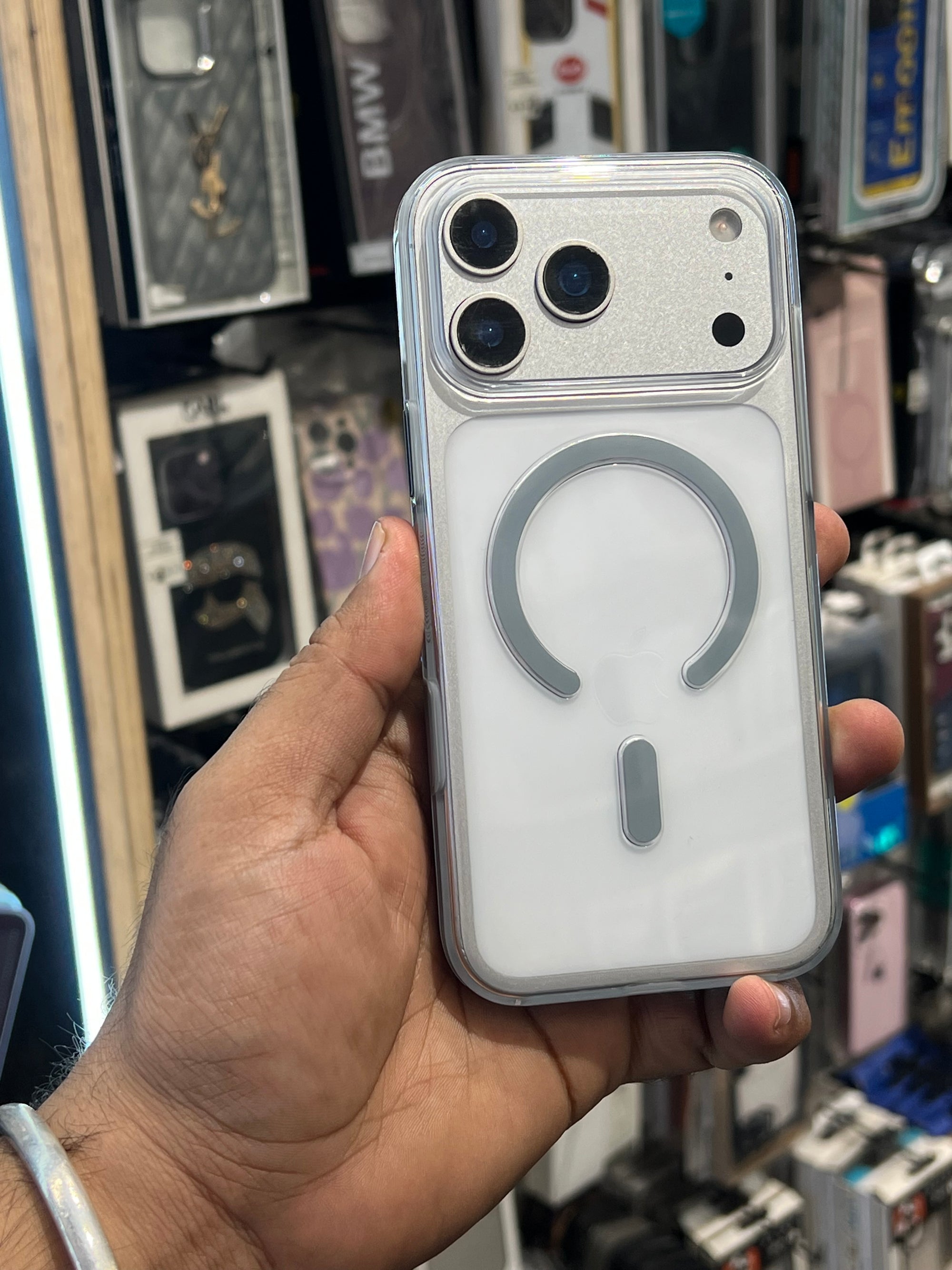 Magsafe shock proof case for i phone 17 pro