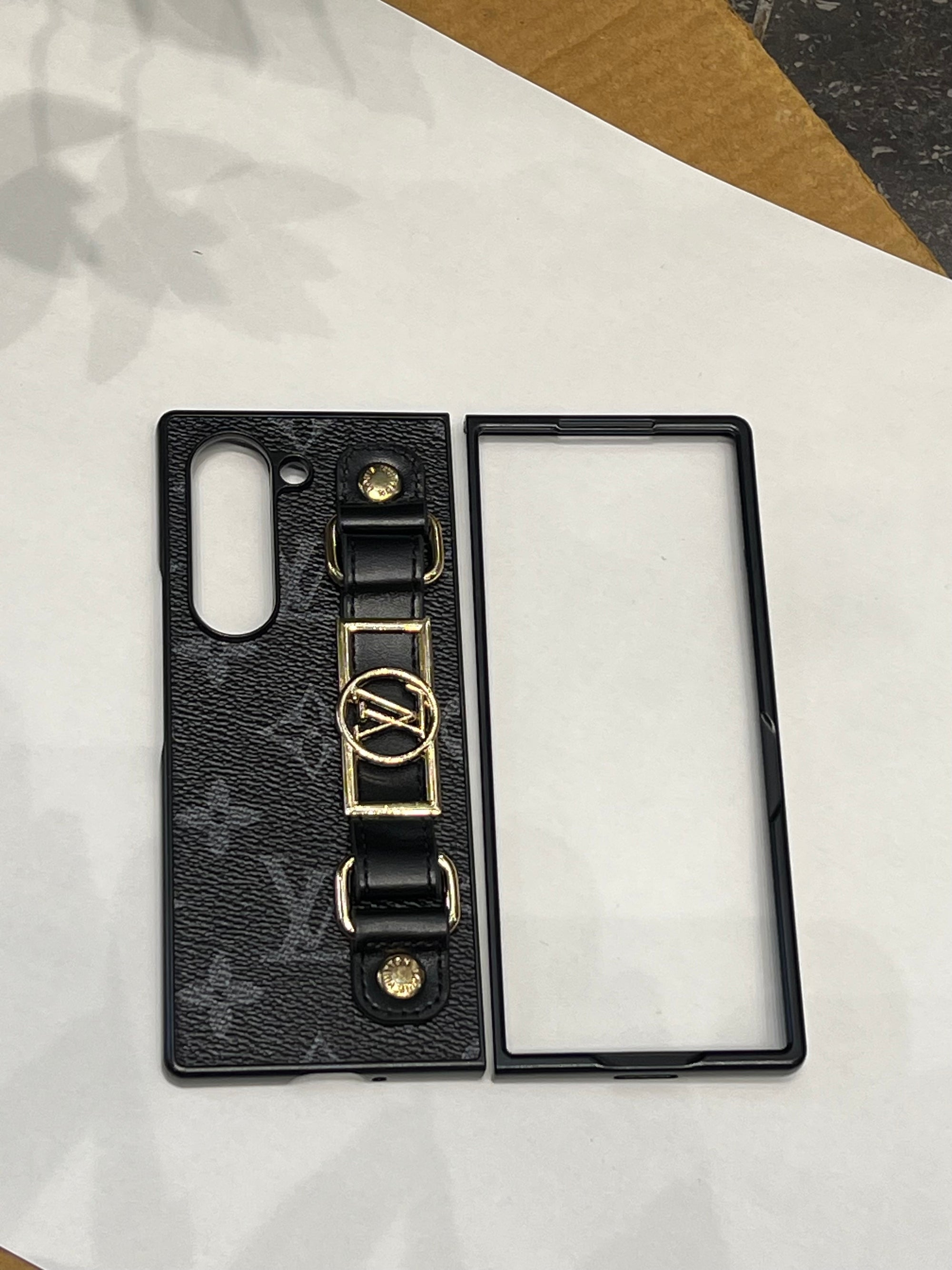 Lv case