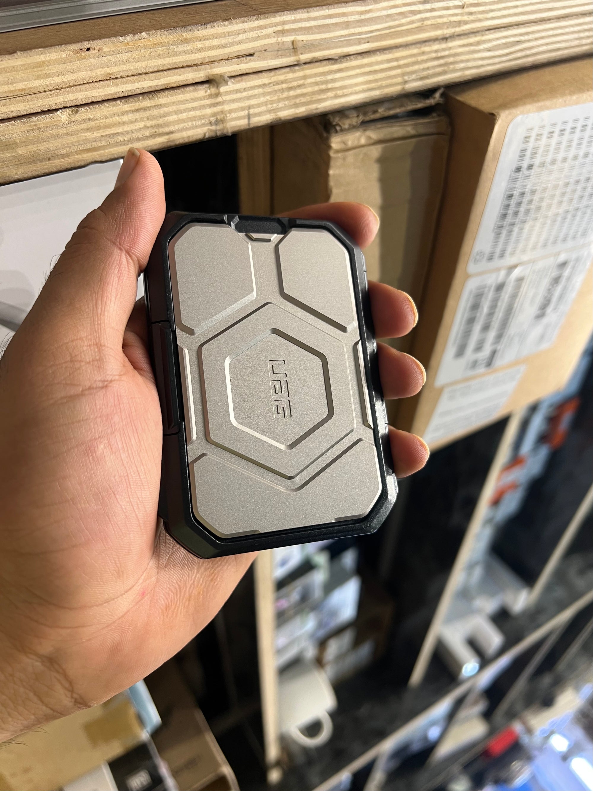 Uag magsafe wallet