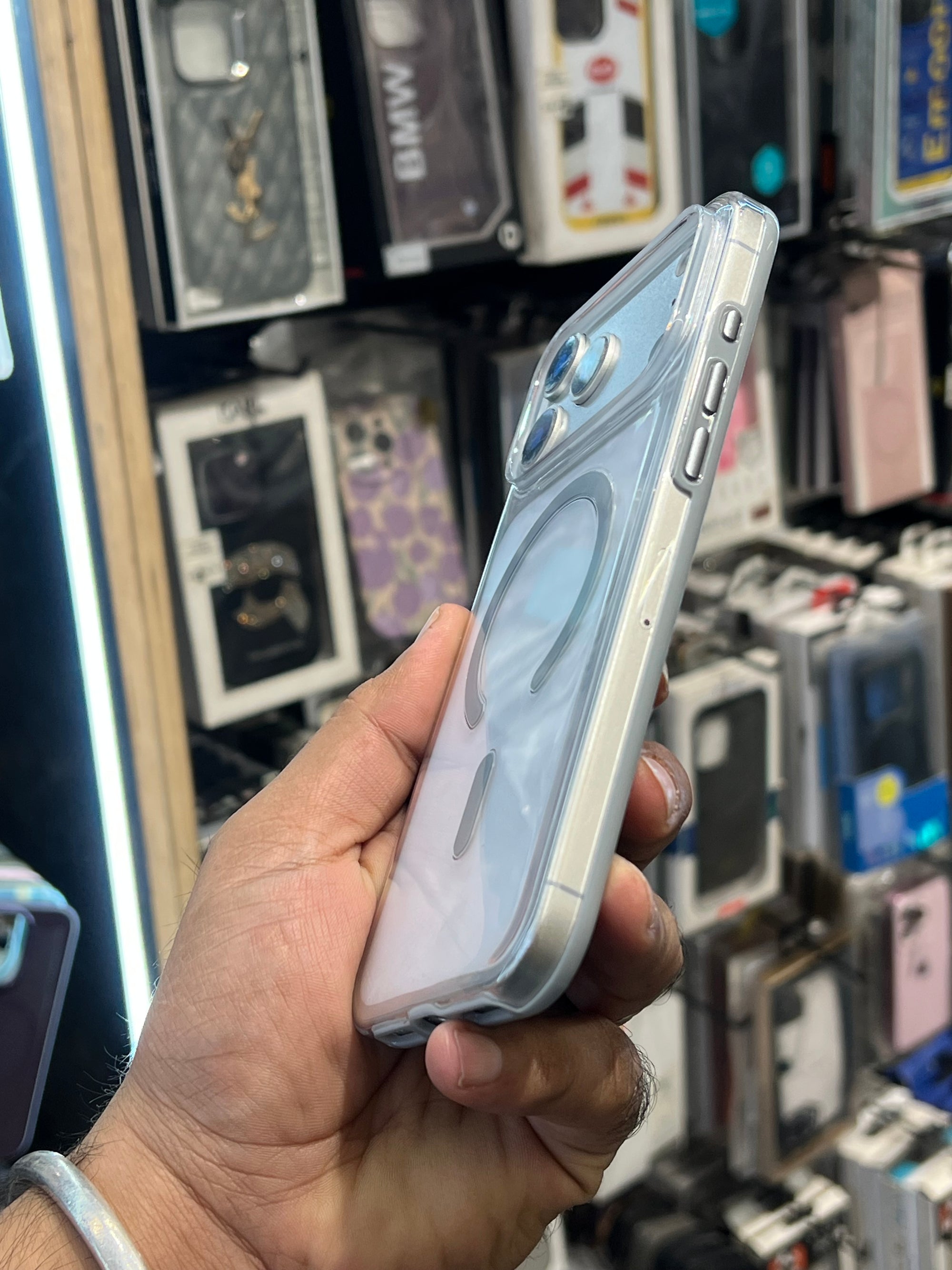 Magsafe shock proof case for i phone 17 pro