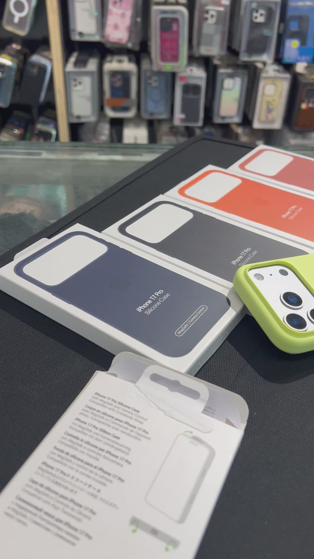 I phone 17 pro neon yellow original silicon case