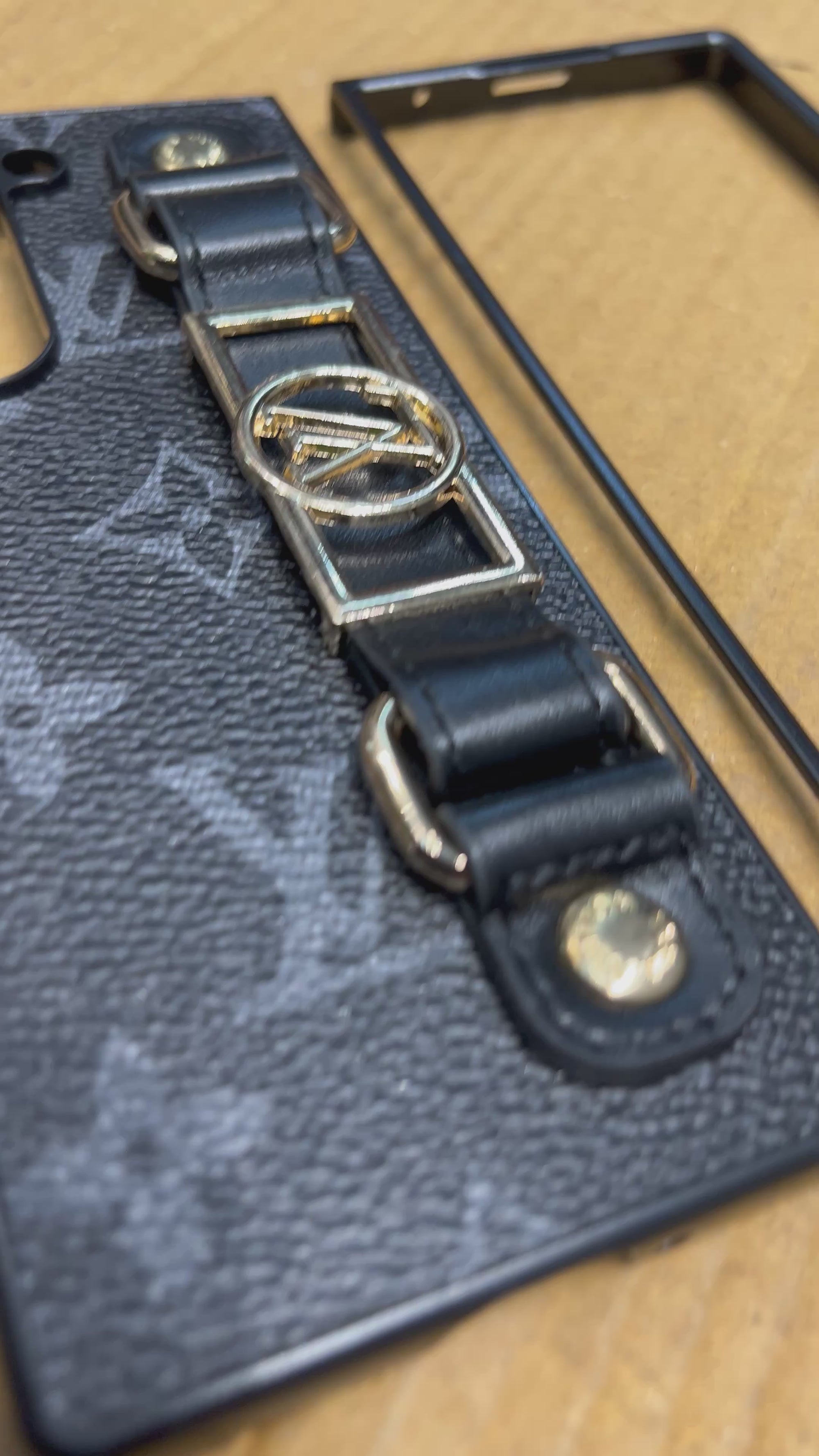 Lv case