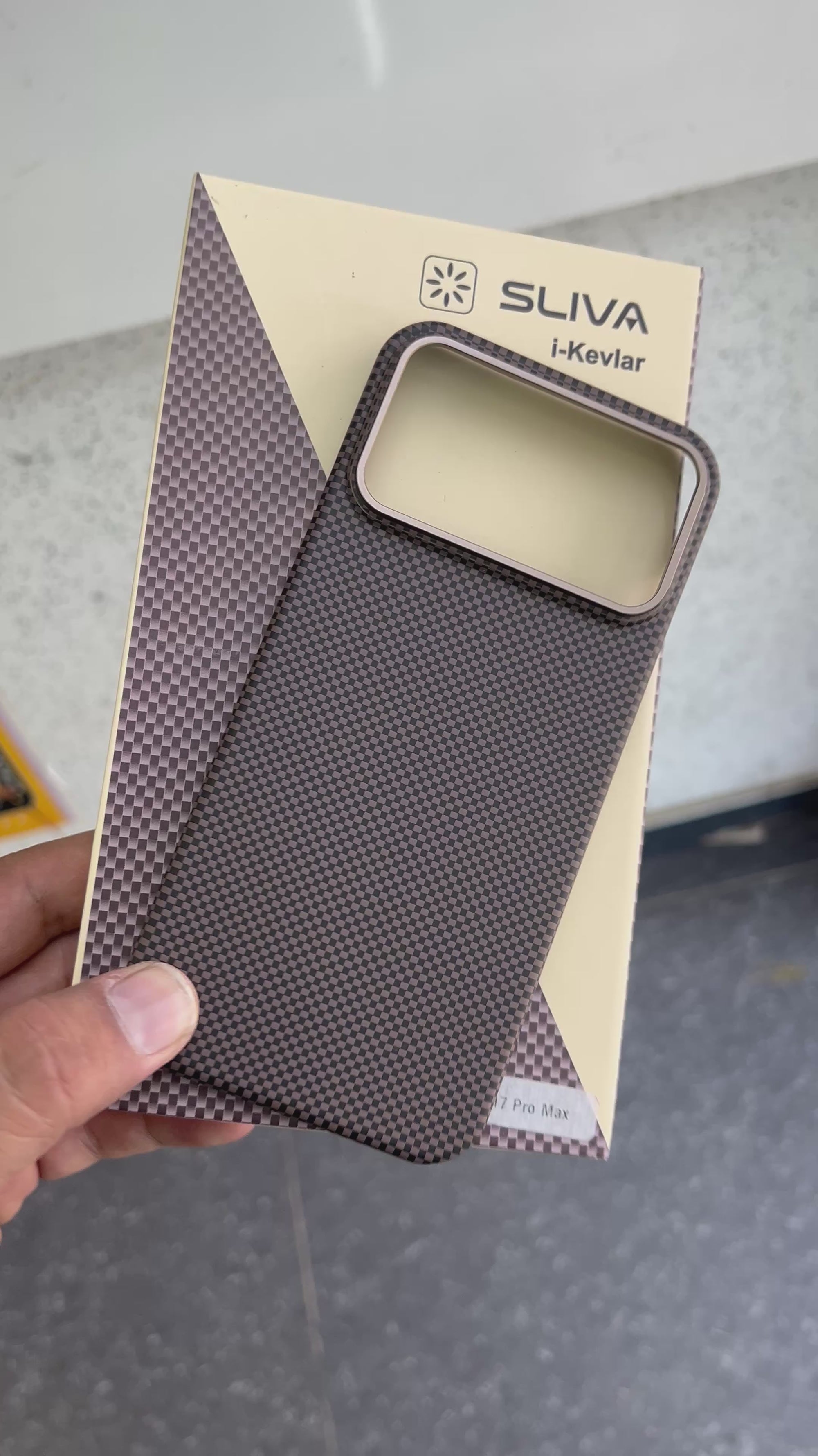 Sliva case i phone 17 pro max