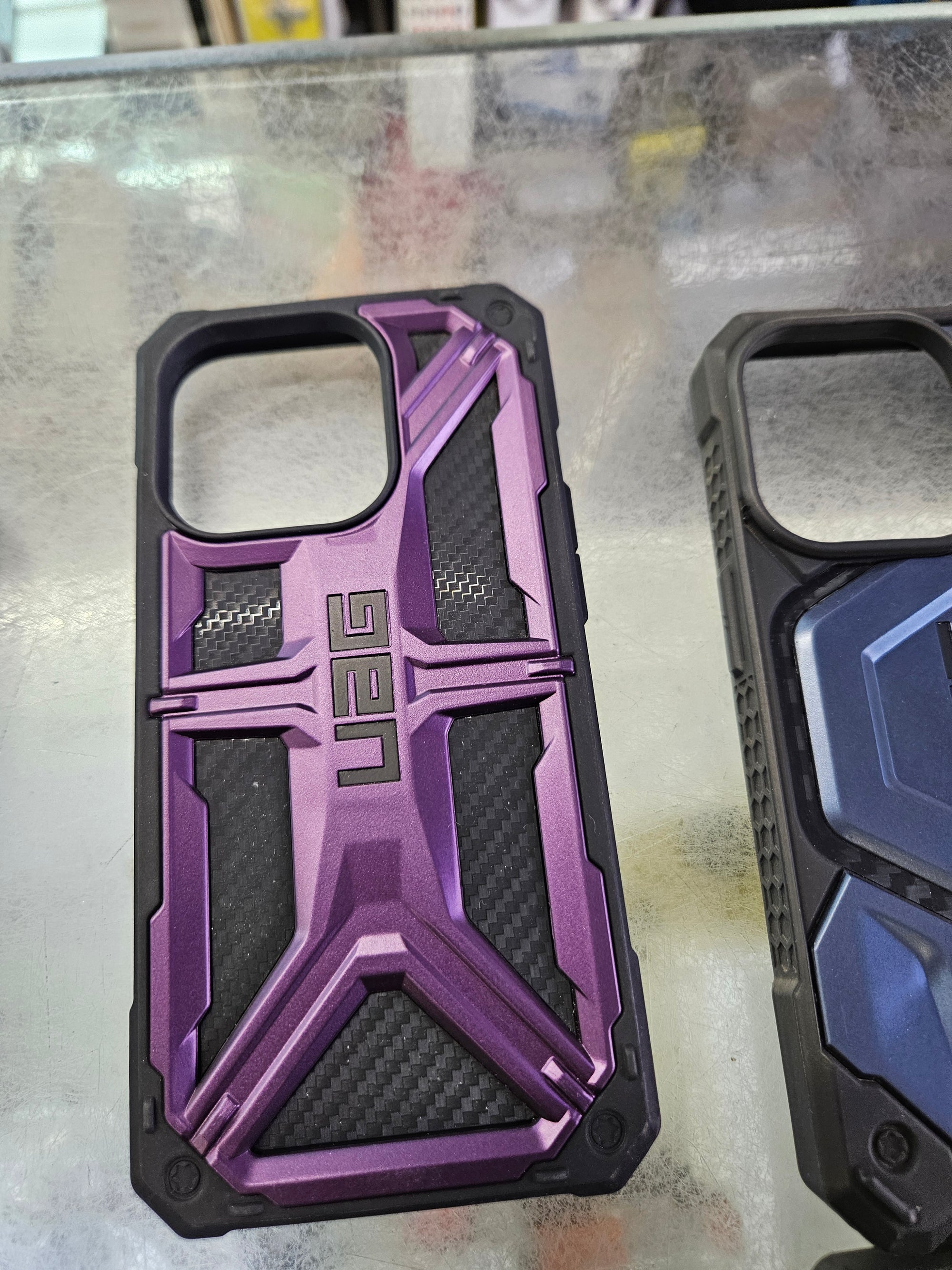 Iphone 14 pro uag case