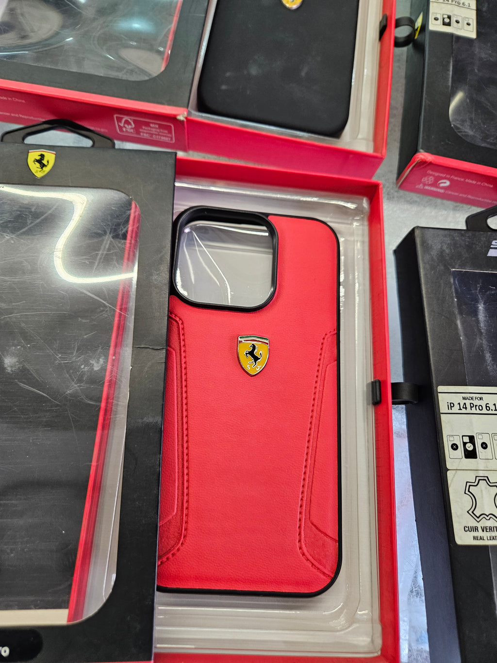 Iphone 14 pro luxury car case