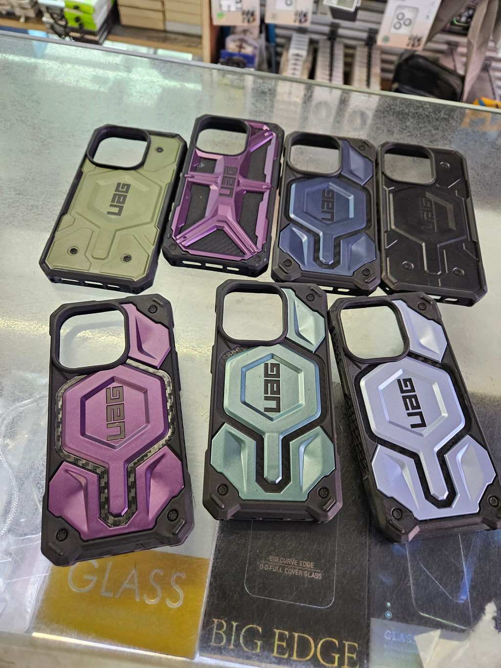 Iphone 14 pro uag case
